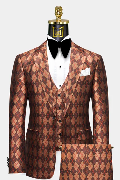 Textured Pecan Brown Tuxedo